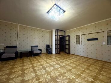 binə sovxoz: Bakı, 4 otaqlı, Köhnə tikili, m. 8 Noyabr, 120 kv. m