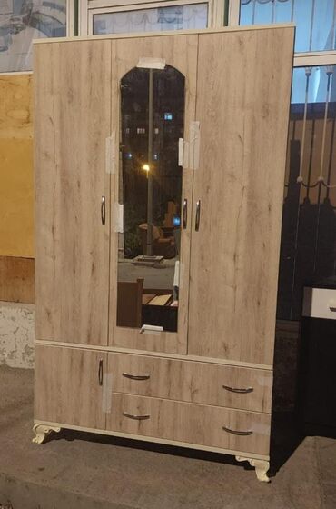 Sifarişlə dolablar: Düz dolab, Dəhliz üçün, Yataq otağı üçün, Eyvan üçün, Paltar üçün, Kupe, Quraşdırıla bilən, 3 qapılı — 19