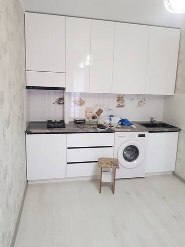1 комнатная квартира на продажу: 1 бөлмө, 39 кв. м, Жеке план, 3 кабат, Косметикалык ремонт