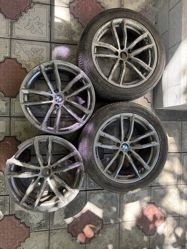 диск на виш: Диски R 18 BMW, Комплект, отверстий - 5, Б/у