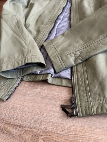 Ostale jakne, kaputi, prsluci: THOM NOVA KOŽNA JAKNA Nova jakna od jagnjeće kože, samo skinuta na lalafo.rs — 14 Ostale jakne, kaputi, prsluci: THOM NOVA KOŽNA JAKNA Nova jakna od jagnjeće kože, samo skinuta — 14