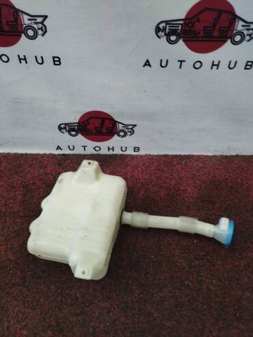 Решетки радиатора: Бачок Honda