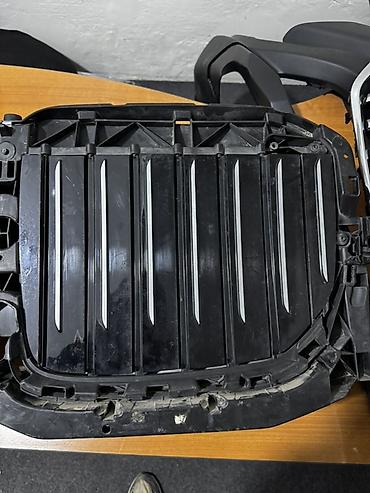 Решетки радиатора: Решетка радиатора BMW Оригинал — 3