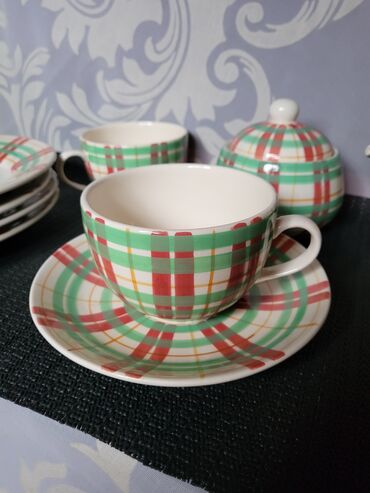 Kuhinjski setovi: Servis nov za kafe,caj,poslastice rucno oslikan 80te.Blue Elephant na lalafo.rs — 14 Kuhinjski setovi: Servis nov za kafe,caj,poslastice rucno oslikan 80te.Blue Elephant — 14