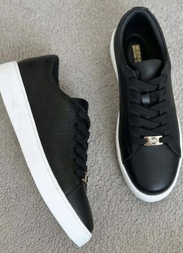 обувь из натуральной кожи: Кроссовки, 36, Michael Kors, Новый, цвет - Черный, Самовывоз