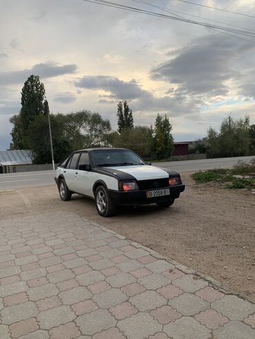 авто жаз: Opel Ascona: 1986 г., 1.5 л, Механика, Бензин, Хетчбек