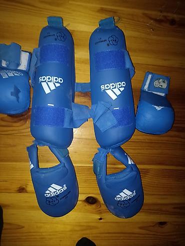 Əlcəklər: Adidas karate qoruyucu dəst - Rəng: mavi - WKF Approved (WKF — 1