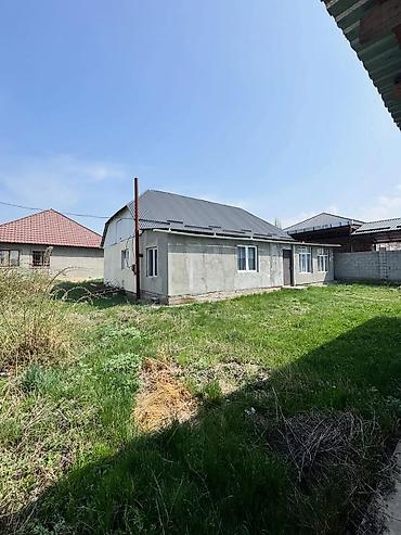 Продажа коттеджей и домов: 🏡🌳 Продается дом в селе Кой-Таш 📍 Локация: ул.Дербишалиева 17 (2 — 11