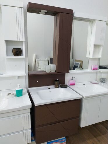 ikinci el taxta: Hamam mebeli dəsti – lavabolu tualet stolüstü və güzgülü şkaf - Dəst