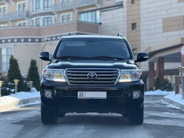 Toyota: Toyota Land Cruiser: 2013 г., 4.6 л, Автомат, Бензин, Внедорожник