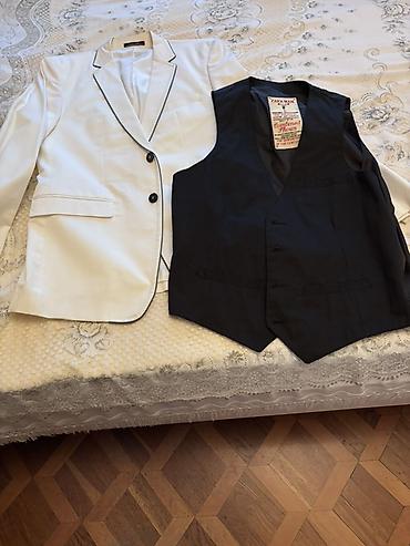куртка zara: Kişi dəsti - Ağ rəngli klassik pencək: iki düyməli, dar yaxalı — 1