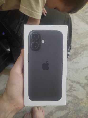 iphone 11 qiymeti islenmis: IPhone 11, Qara