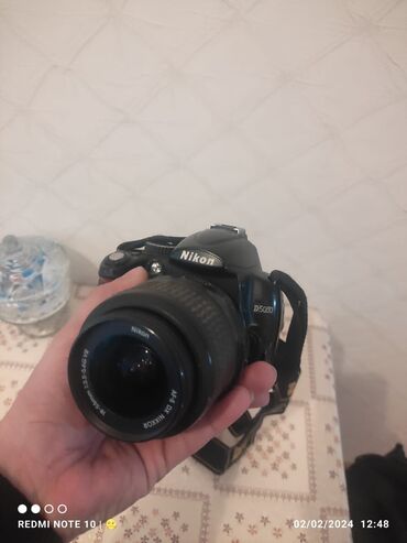 fotoapparat nikon d90: Nikon D 5000 Fotoaparat satılır tam işlekdir heç bir problemi yoxdur