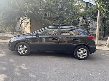 tayota auris: Toyota Auris: 2013 г., 1.6 л, Автомат, Бензин, Хэтчбэк — 8
