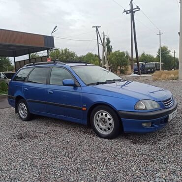 таета дует: Toyota Avensis: 2001 г., 2 л, Механика, Бензин