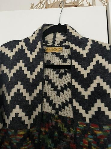 pletene pantalone: Dugački ženski pleteni kardigan bez kopčanja, brenda N&P. - Kroj — 3