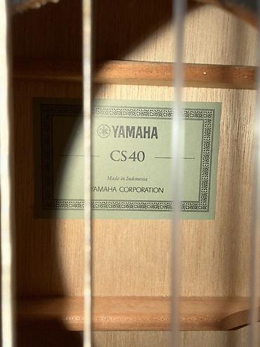 gitara klasik: Yamaha CS40 klassik gitara - Model: Yamaha CS40 (etiketdə — 2