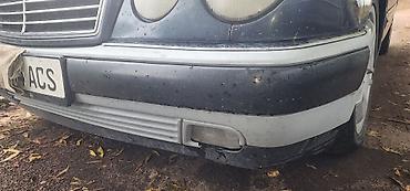 Передний бампер для Mercedes-Benz E-Class W210. Двухцветное — 3