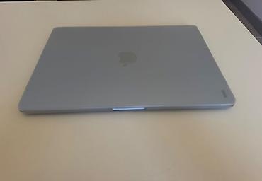 msı laptop fiyatları: İdeal vəziyyətdə Apple MacBook Air 15-inch with M4 Chip, 256GB/16GB — 2