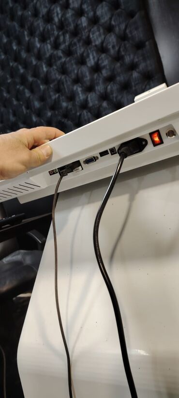 Avadanlığın icarəsi: 82 ekran Touch Screen icarəyə verilir. Gün və saya görə endirim — 5