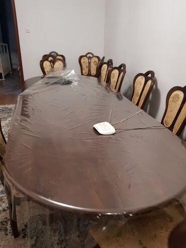 �������� �� 12 ���������������� в Бишкек | КОМПЛЕКТЫ СТОЛОВ И СТУЛЬЕВ: Продаем стол со стульями.3 метра, 12 стульев. Отличного качества