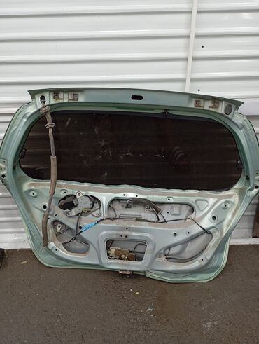 Крышки багажника и комплектующие: Крышка багажника Honda, 2003 г., Б/у