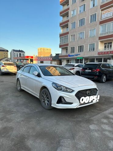 меняю на соната: Hyundai Sonata: 2018 г., 2 л, Автомат, Газ, Седан