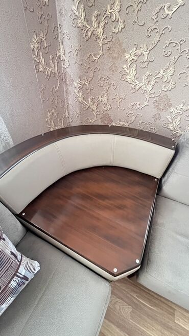 Divan və kreslo dəstləri: İşlənmiş, Künc divan, Divan, Bazalı, Açılan — 7