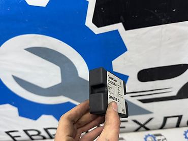 e klass: Блок управления иммобилайзером Volvo FH12 fh12.380 D12 380 2003 — 2