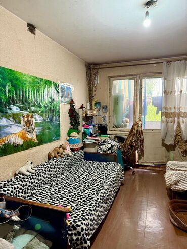 продажа квартиры в бишкеке 104 серии: 2 комнаты, 44 м², 104 серия, 4 этаж, Старый ремонт