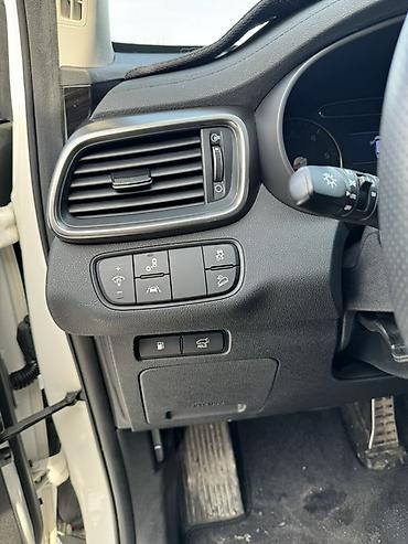 Kia: Kia Sorento: 2019 г., 2.2 л, Автомат, Дизель, Кроссовер — 7