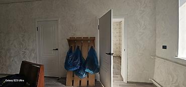 Продажа коттеджей и домов: . Продаётся отличные полдома 50кв.м в Кызыл-аскере на участке 1,5 — 25