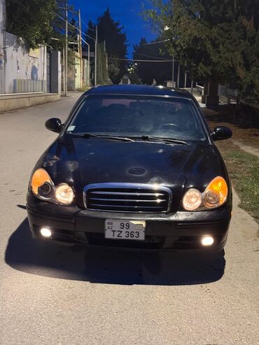 Hyundai: Hyundai Sonata: 2 l | 2004 il Sedan — 14