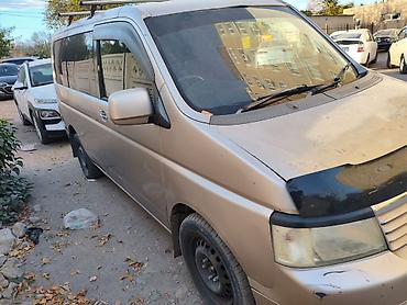 бампер на степвагон: Honda Stepwgn: 2001 г., 2 л, Автомат, Бензин, Минивэн — 3