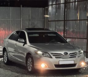 машина купить недорого: Toyota Camry: 2010 г., 2.5 л, Автомат, Бензин, Седан