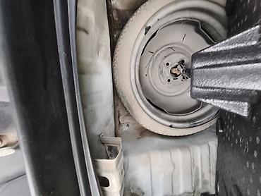 тойота форайнер: Toyota Ist: 2002 г., 1.5 л, Автомат, Бензин, Хэтчбэк — 9