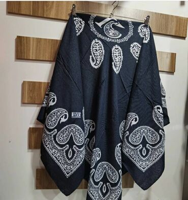 Baş geyimləri: Kəlağayılar. Bu kəlağayıların içi boş K hərfi ilə yazılıdı. Materialı — 11