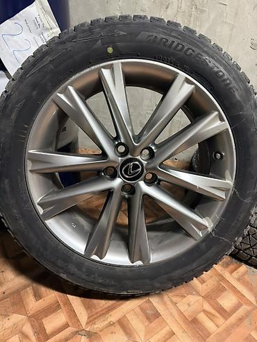 Колеса в сборе 235 / 55 / R 19, Зима, Б/у, Комплект, Легковые, Литые, отверстий - 5