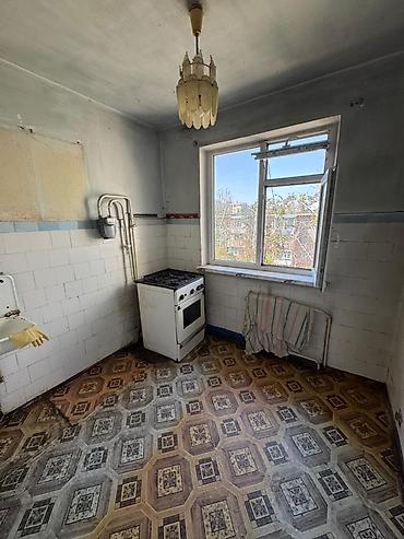 3 комнаты, 58 м², 6 мкр 104 серия, 4 этаж, Старый ремонт