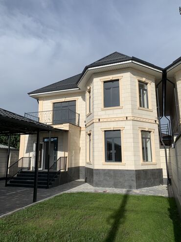 современный дом: Дом, 220 м², 5 комнат, Агентство недвижимости, Евроремонт