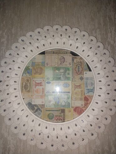 Əskinaslar: Maraqlanan elaqe saxlasın yazsın 0516556813 — 1