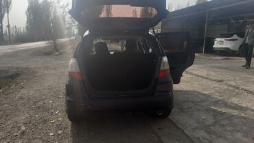 Honda: Honda Fit: 2010 г., 1.5 л, Автомат, Бензин, Хэтчбэк — 8