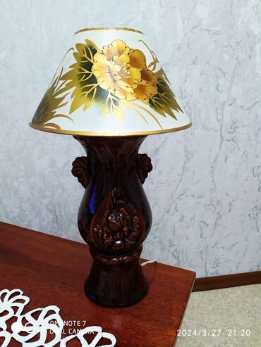 лампа керосиновая: Винтажная настольная лампа. Керамика Высота 50 см