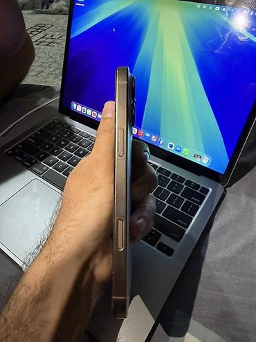 Apple iPhone: IPhone 16 Pro Max, Б/у, 256 ГБ, Золотой, Кабель, 93 % — 3