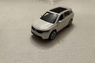 Ağ rəngli miniatür SUV model avtomobil oyuncağı - Korpus: ağ rəng