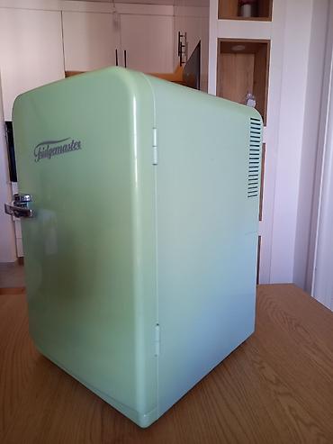stikeri za racunare: Mini frizider FRIDGEMASTER Ispravan mini frizider poznatog svetskog — 3