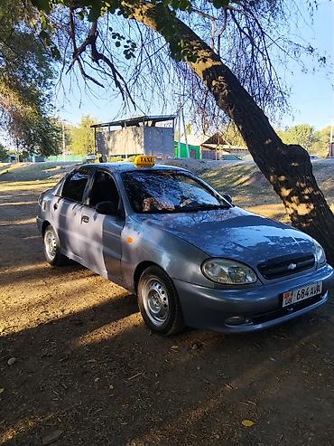 арзан матиз 1: Chevrolet Lanos: 2008 г., 1.5 л, Кол менен иштөөчү, Бензин, Седан — 8