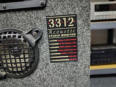Zvučnici i stereo sistemi: Acoustic studio monitor 3312 basevi 12 incha trosistemci minimalna — 2