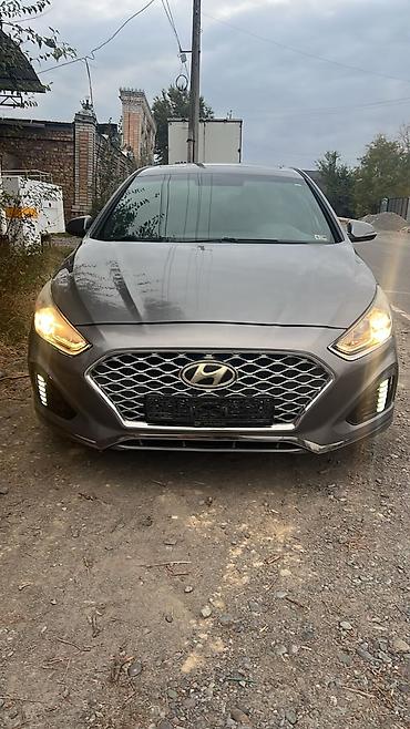 Hyundai Sonata: 2018 г., 2.4 л, Автомат, Бензин, Седан