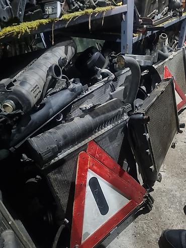 Auto delovi: Delovi kompletni za Mercedes 123,124.126,190 miniku itd. Moguce — 5